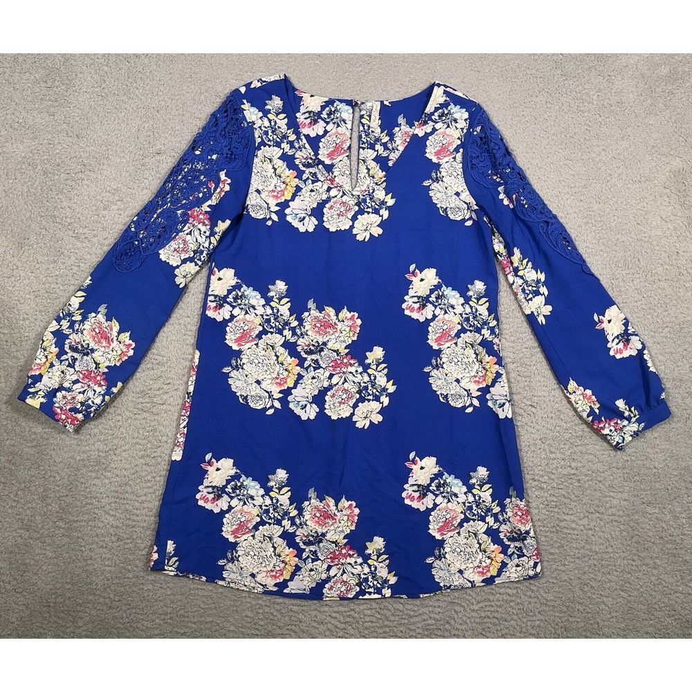 Red‎ Camel Dress Tunic Medium M Blue Floral Knee Length Long Embroidered Sleeve